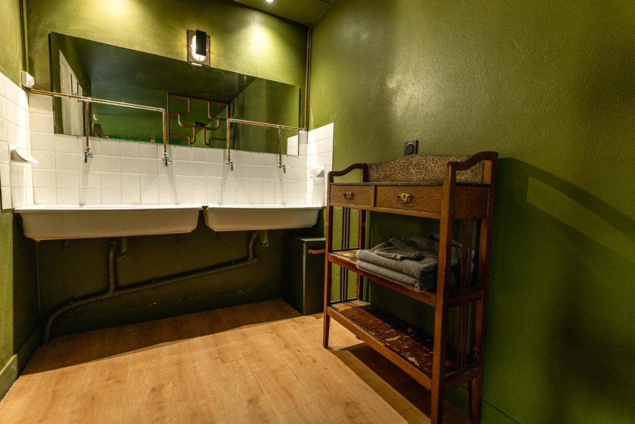 Chambre D'Hote Pres Bordeaux Au Chateau Camponac Bourg-sur-Gironde Luaran gambar